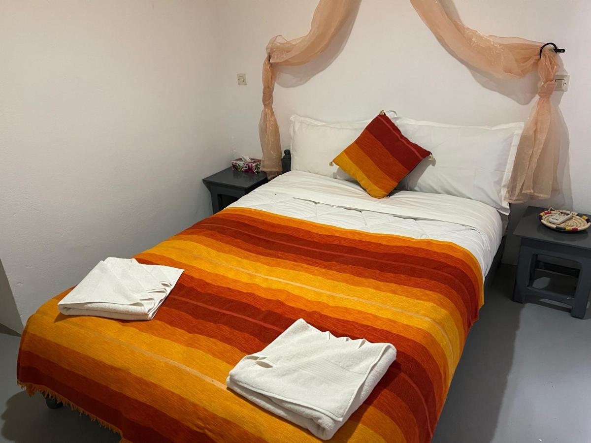 Etoile Filante D Or Hotel Ait Benhaddou Buitenkant foto