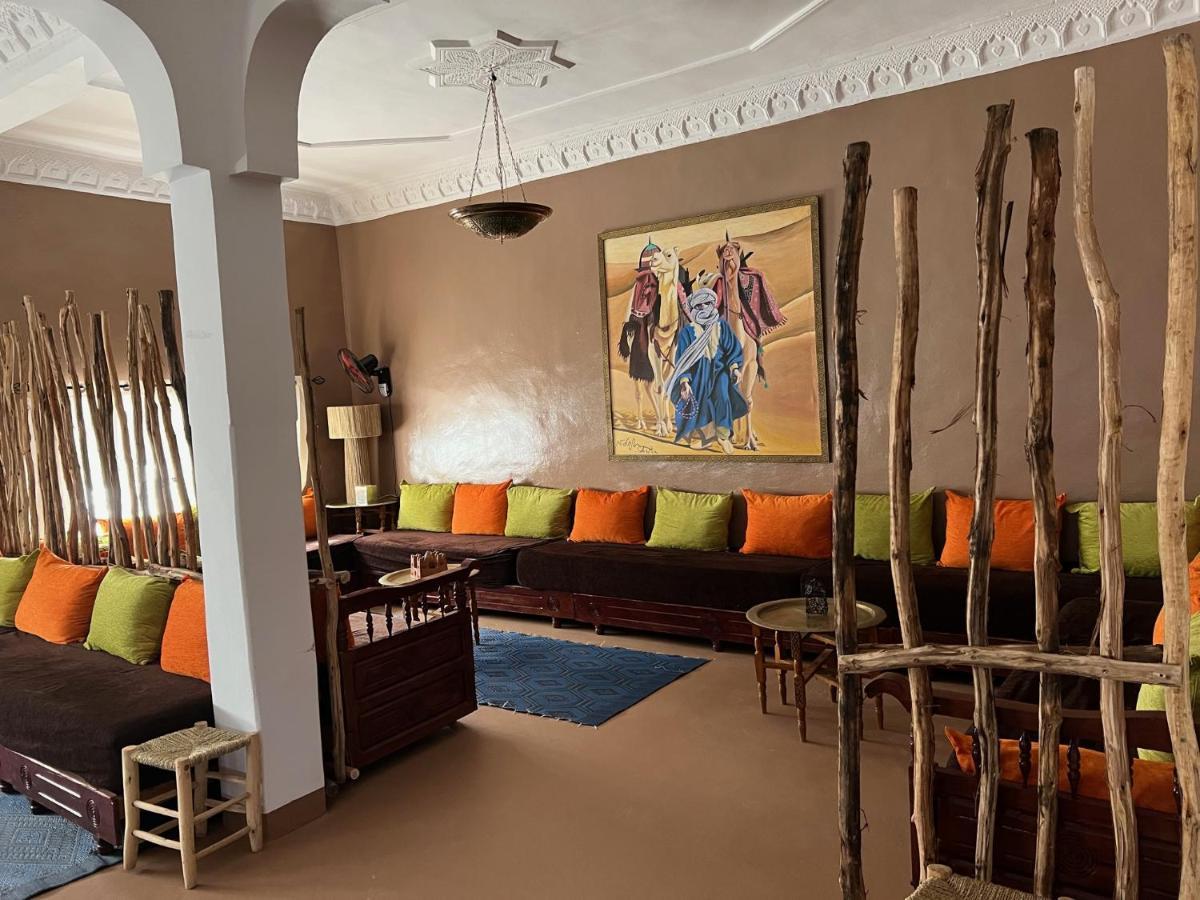 Etoile Filante D Or Hotel Ait Benhaddou Buitenkant foto